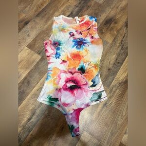 TOPIA Watercolor Floral Sleeveless Bodysuit – Size Large
